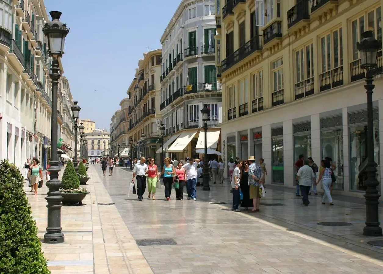 Strachan Una De Las Calles Mas Lujosas Y Centricas De Malaga Spain