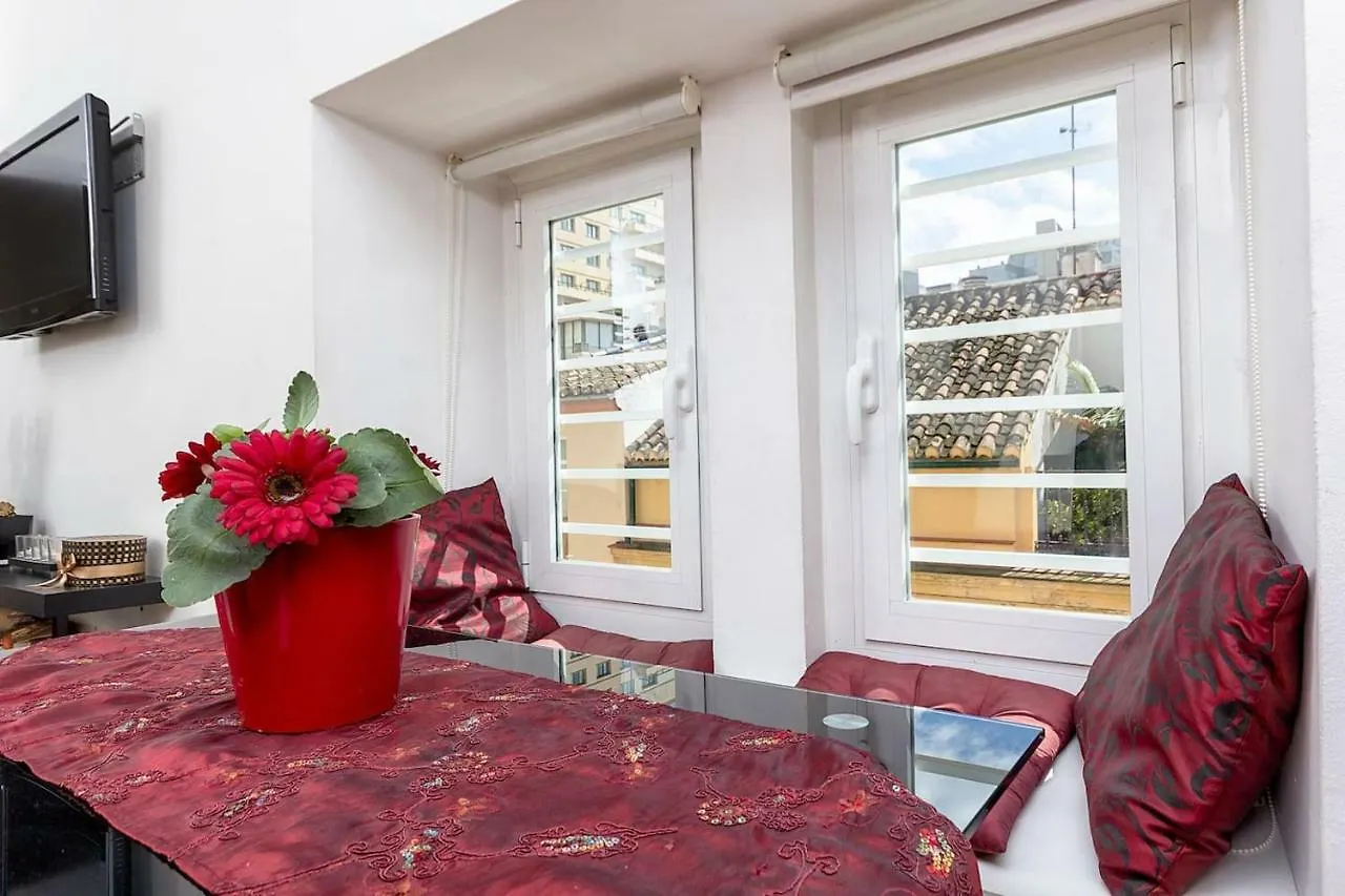 Apartment Strachan Una De Las Calles Mas Lujosas Y Centricas De Malaga Spain